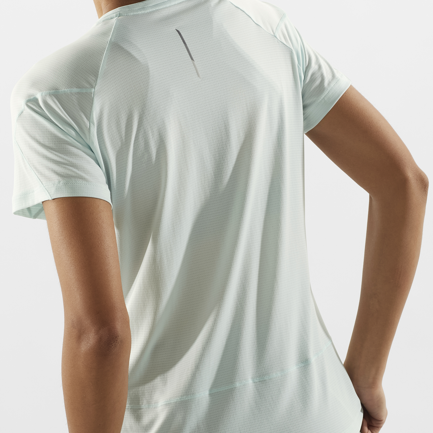 CROSS RUN SHORT SLEEVE TEE WOMEN'S