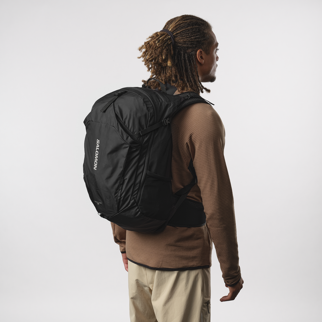 Salomon best sale 30l backpack